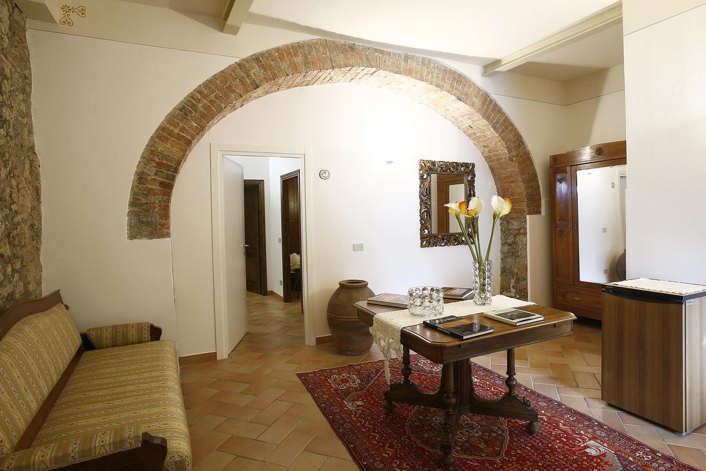 Podere Lornanino Monteriggioni Buitenkant foto